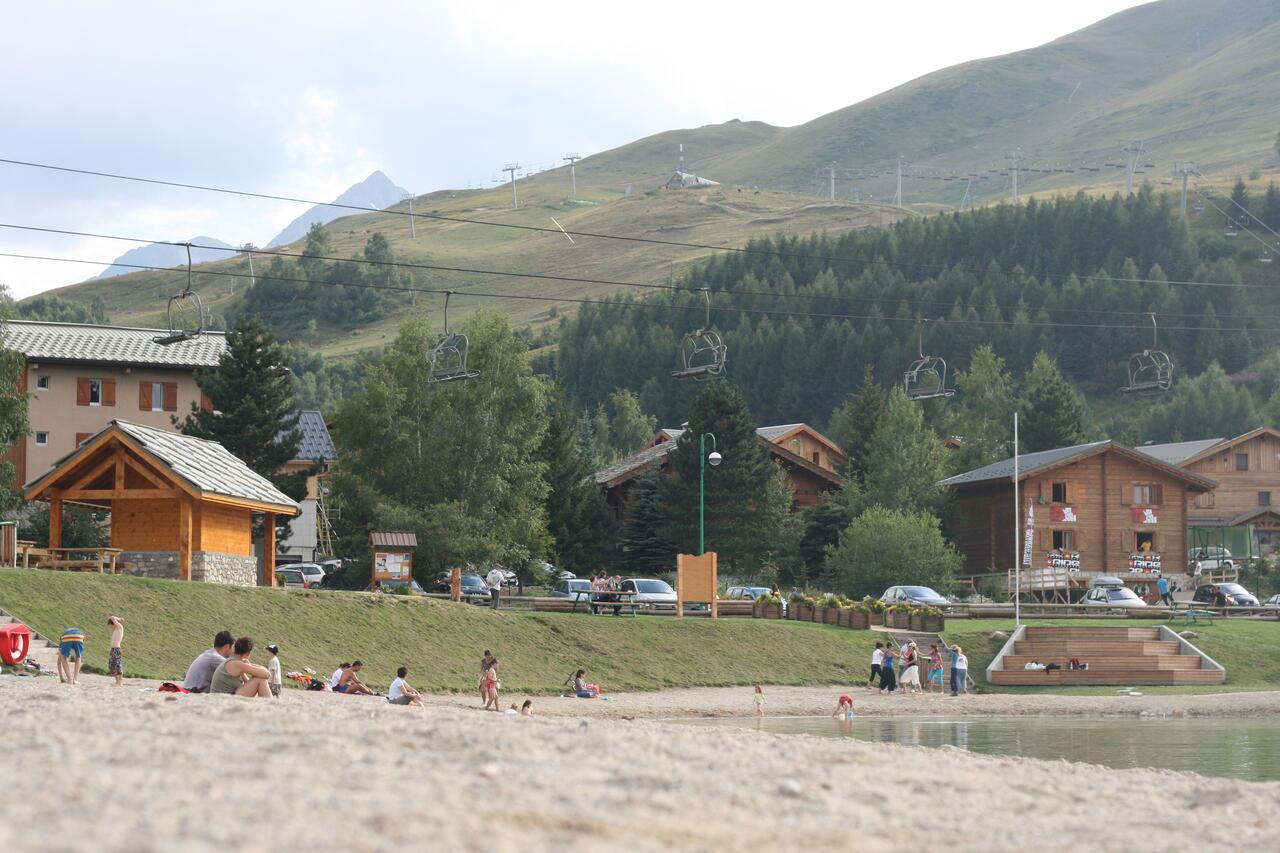 Vacanceole - Au Coeur Des Ours Les Deux Alpes Luaran gambar